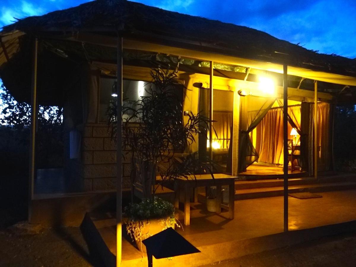 Ikweta Safari Camp Maua Exterior foto