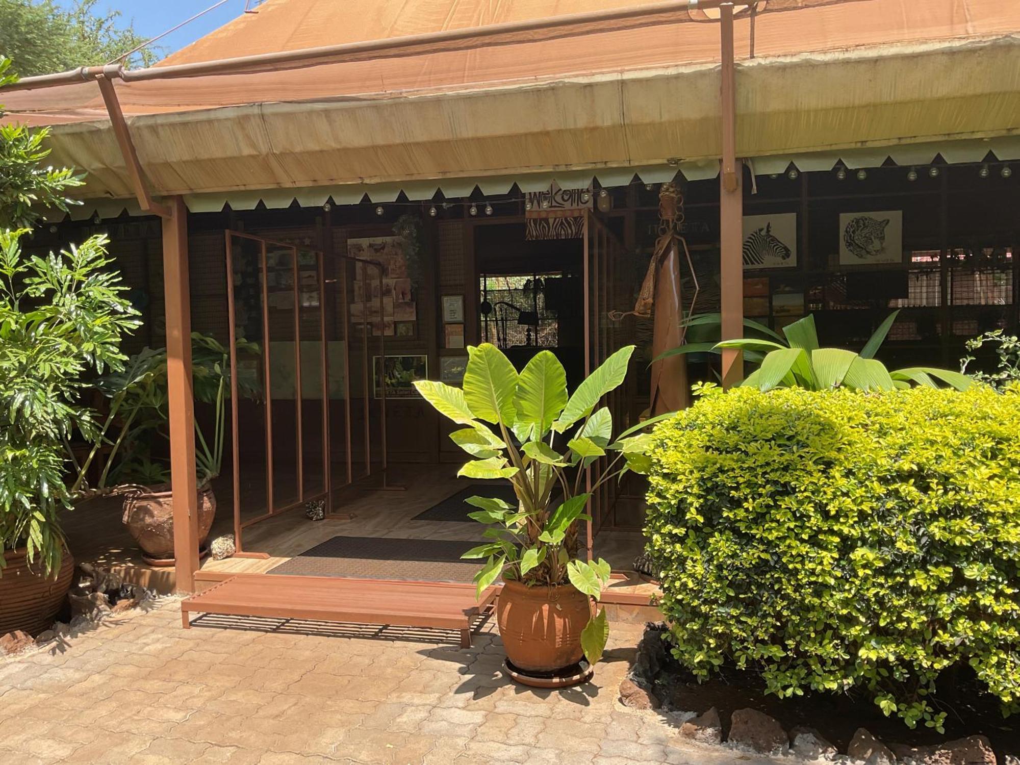 Ikweta Safari Camp Maua Exterior foto